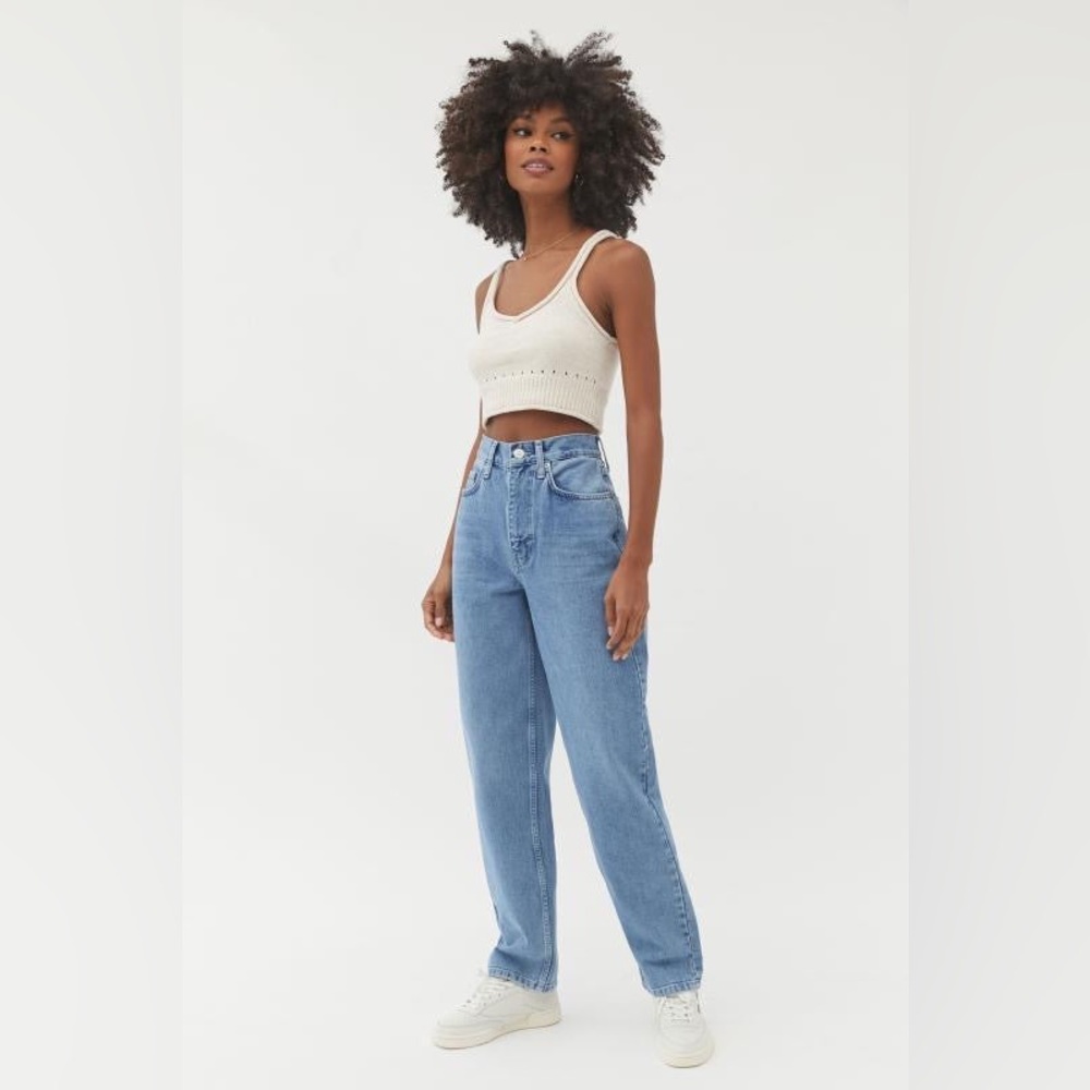BDG Vintage Feel High-Waisted Baggy Jean